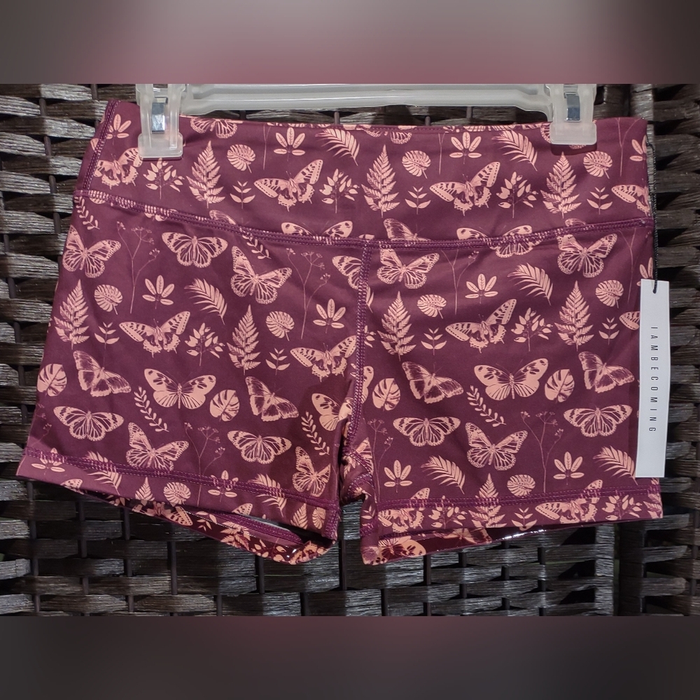 IAB I Am Becoming Burgundy Butterfly Print 3 In No Ride Gym Workout Shorts Sz 8